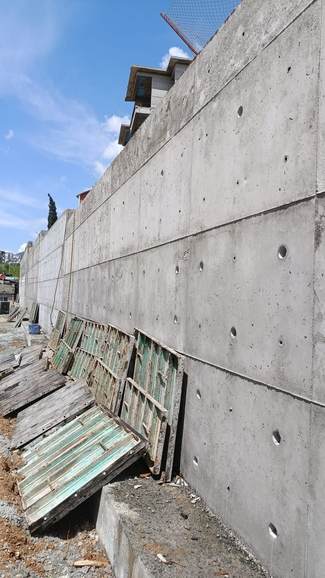 Betonarme Çevre Duvarı